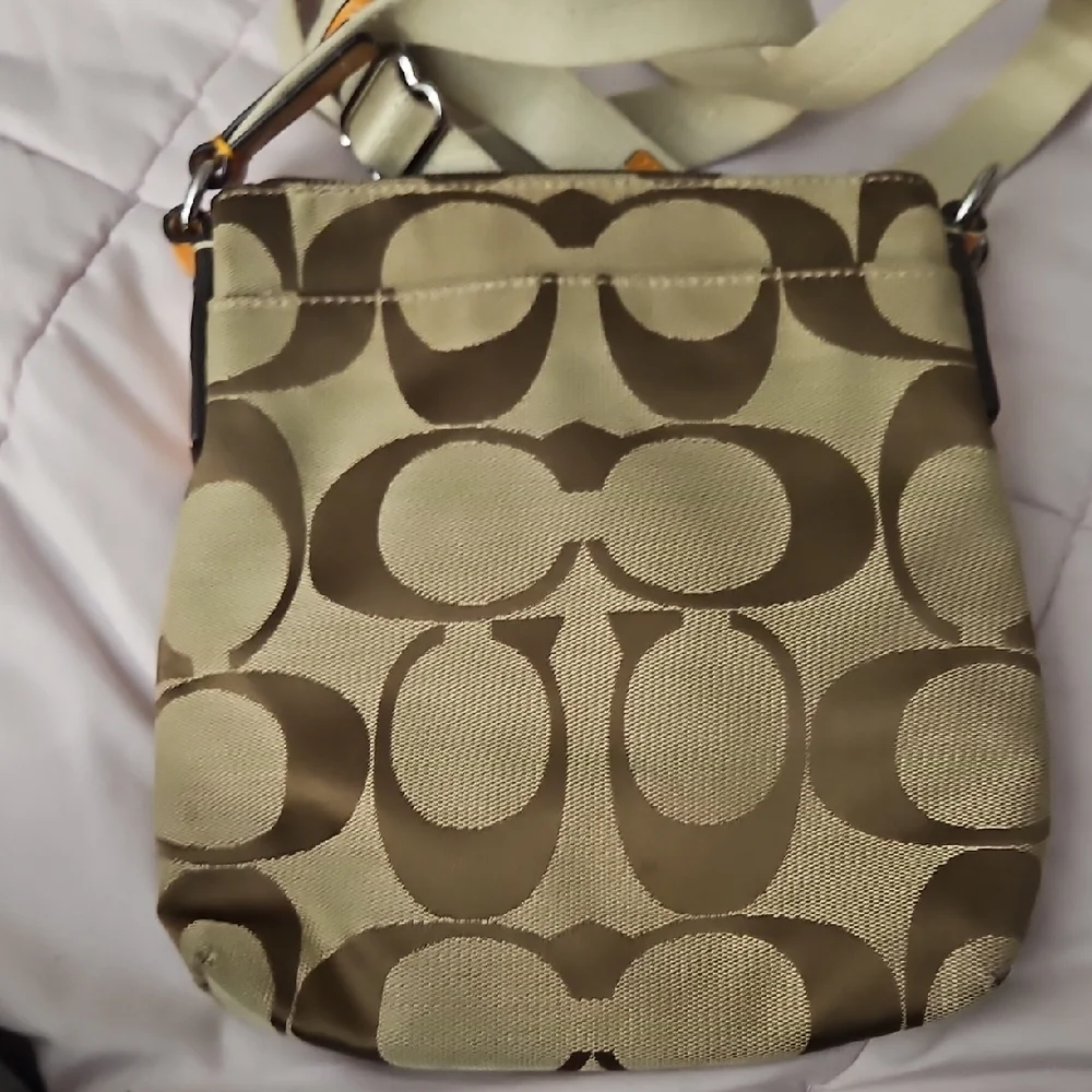 Coach Tan and Orange Crossbody Bag - Picture 4 of 8